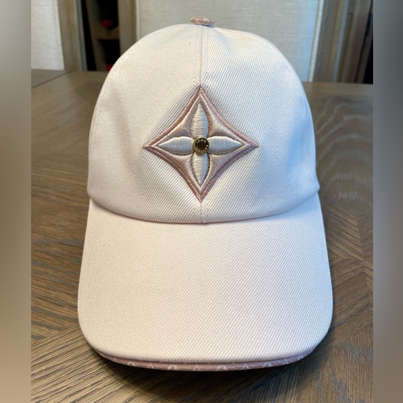 Louis Vuitton LV Day Cap Hat Ecru - New and Authentic - Picture 4 of 16